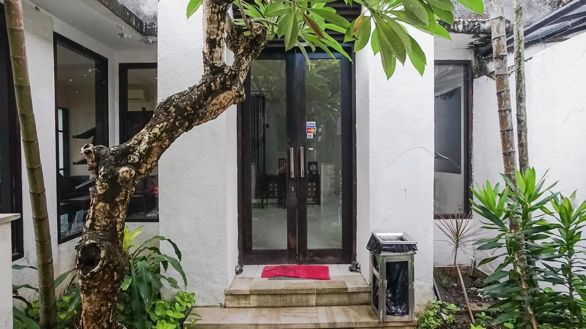 Queen Rose Villa & Spa Jimbaran